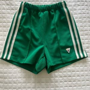 Green vintage high waisted striped soccer shorts - So cute!!